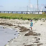 Lotsenhaus Am Breetzer Bodden Σπίτι διακοπών