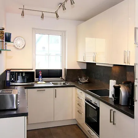 Lotsenhaus Am Breetzer Bodden *