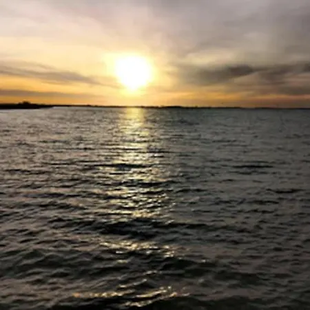 Lotsenhaus Am Breetzer Bodden * Vieregge