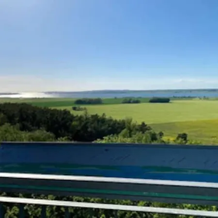 Lotsenhaus Am Breetzer Bodden *