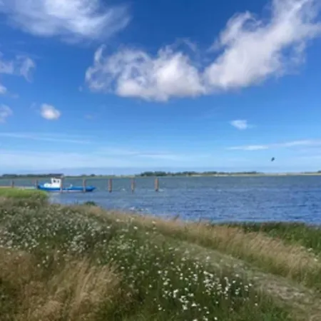 Lotsenhaus Am Breetzer Bodden Vieregge